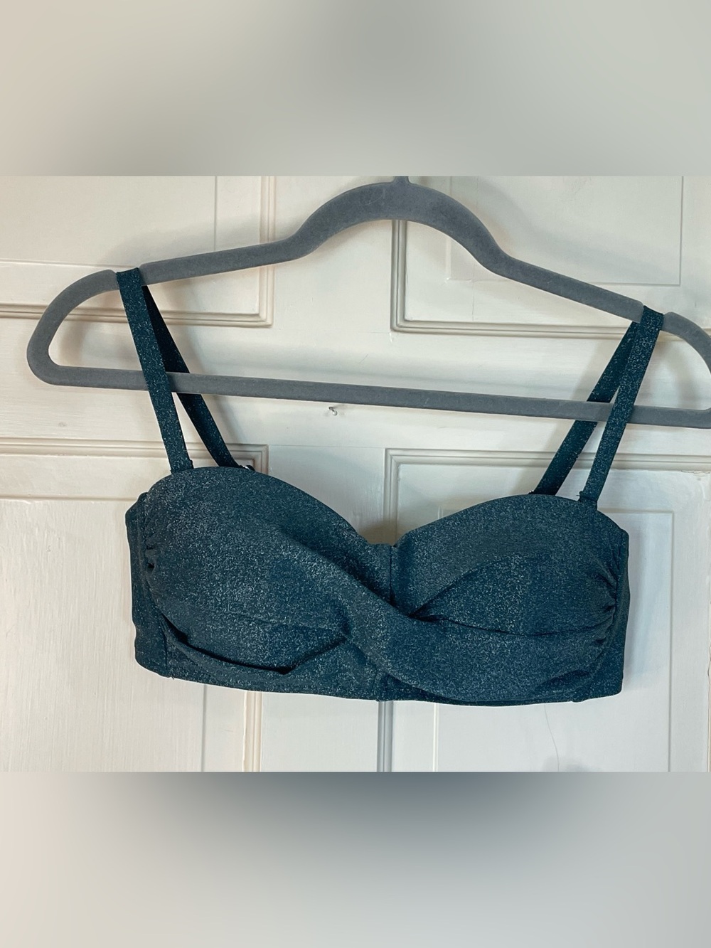 Lands' End Bikini Swim Top Womens Size 4 Green Twist Front Underwire LYCRA NEW